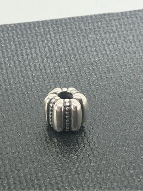 Pandora Sterling Silver Dots & Ridges Barrel Clip Charm Authentic #790446